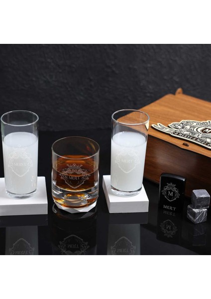 Ahşap Kutulu Kraliyet Desenli Isme Özel Rakı & Çakmak & Taşlı Viski Kadehi Seti