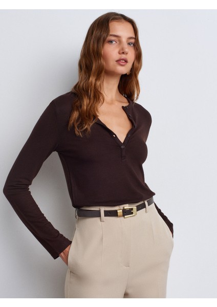 31544 Düğmeli Uzun Kollu Top-Koyu Kahve