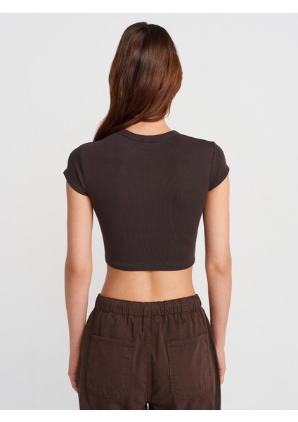 31810 Bisiklet Yaka Crop T-Shirt-Koyu Kahve fiyatları