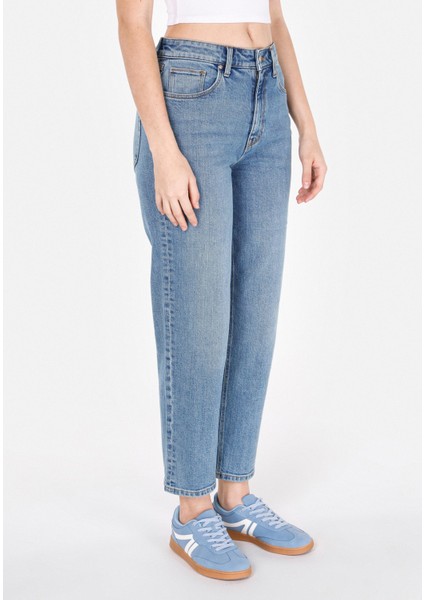 Straight Fit Kadın Indigo Jean Pantolon fırsatları