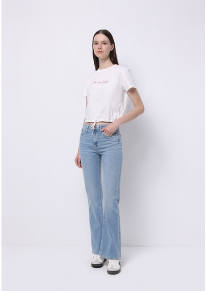 Regular Fit Kadın Beyaz Kısa Kol Tişört modelleri