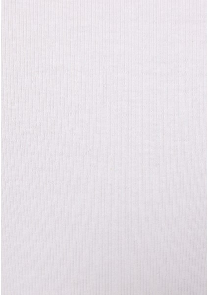 Slim Fit Yuvarlak Yaka Baskılı Kadın Beyaz Kısa Kol Tişört indirimleri