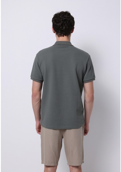 Regular Fit Polo Yaka Jakarlı Erkek Yeşil Kısa Kol Tişört fiyatları