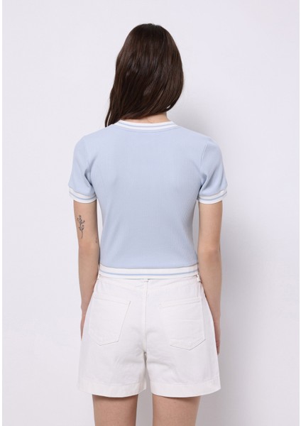Slim Fit Yuvarlak Yaka Düz Kadın Mavi Kısa Kol Tişört fiyatları