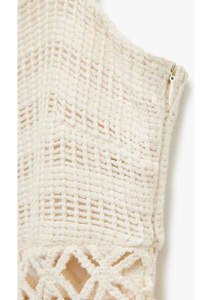 Slim Fit Kare Yaka Ajurlu Midi Boy Püsküllü Askılı Kroşe Elbise indirimleri