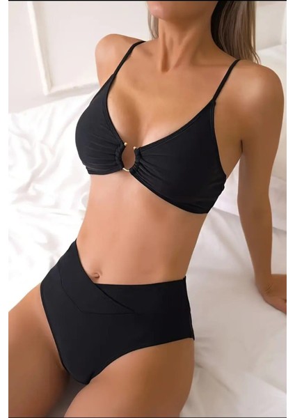 Halka Detaylı V Kesim Bikini Takım