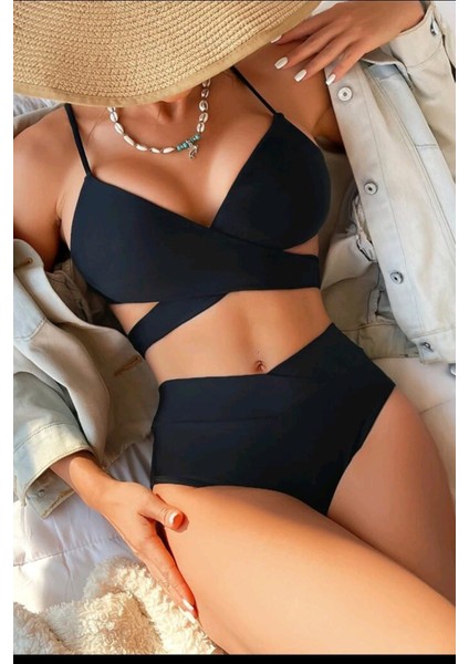 V Kesim Bikini Altli Belden Kusak Detayli Bikini Takim