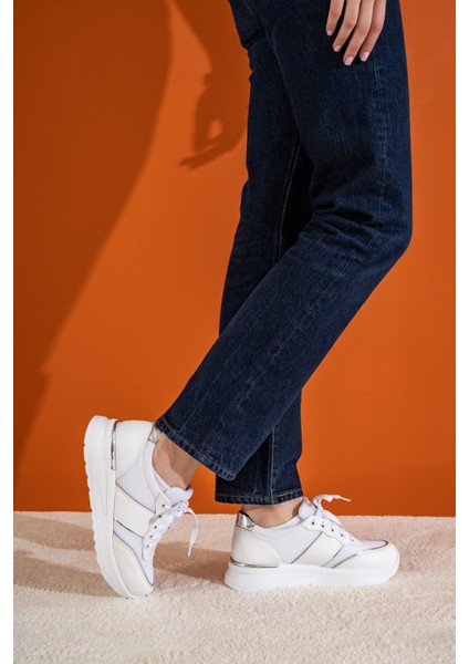 Beyaz Tabanlı Fileli Beyaz Rahat Kadın Sneaker fiyatları
