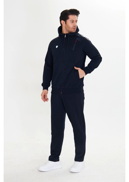 Fm 5745 Erkek Eşofman Takımı modelleri