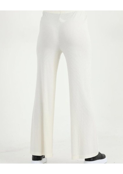 Kadın Beyaz Fitilli Bol Paça Beli Lastikli ve Bağcıklı Pantolon indirimleri