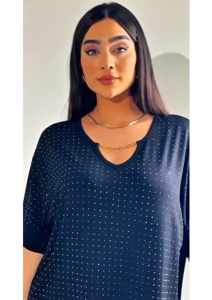 Zincir Detaylı Taşlı Viskon Bluz fiyatları