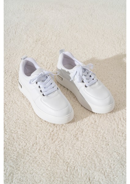 Beyaz Tabanlı Dikişli Rahat Kadın Sneaker fiyatları