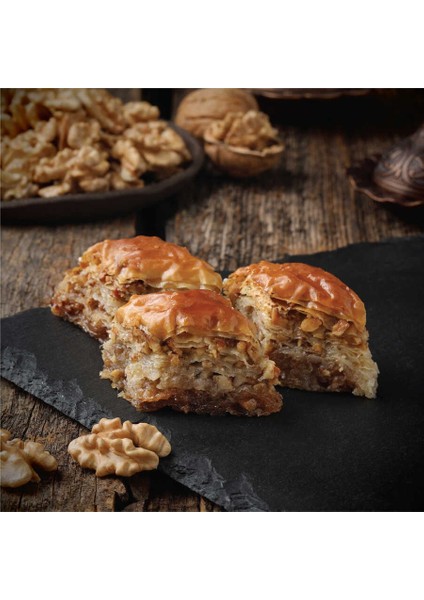 Cevizli Baklava Tepsi