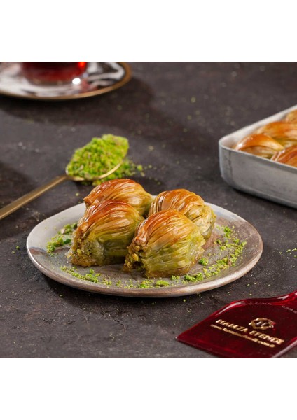 Midye Baklava Tepsi
