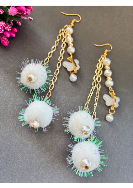 Incili Kelebekli Ponponlu Sallantılı Küpe Çift fırsatları