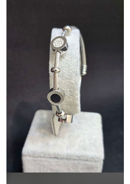 Zirkon Taşlı Çelik Charm Kelepçe Bileklik