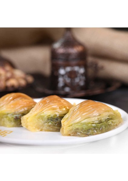 Midye Baklava