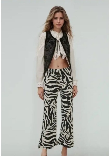 Kadın Zebra Desenli Bol Paça Beli Lastikli Dekoratif Bağcık Bürümcük Kumaş Siyah Beyaz Pantolon