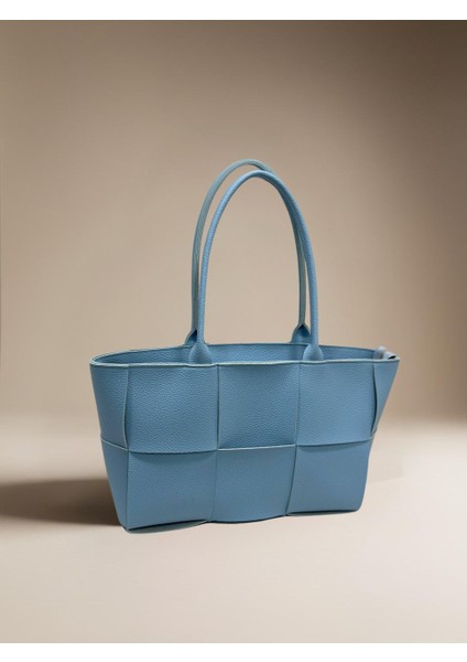 Fermuar Kapama ve Fermuarlı Iç Cep Detaylı Kadın El ve Omuz Çantası