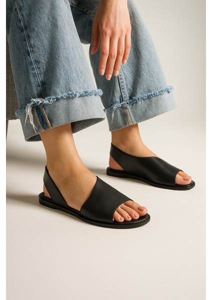 Siyah Kadın Minimalist Sandalet Şık ve Rahat Açık Burun Ayakkabı