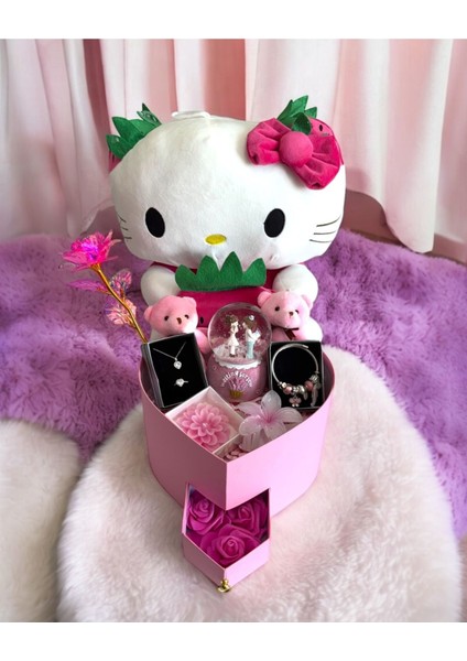 Pembe Kitty - Sevgiliye Romantik Hediye Kutusu | Kar Küresi + Çelik Takı + Peluş Kitty fiyatları