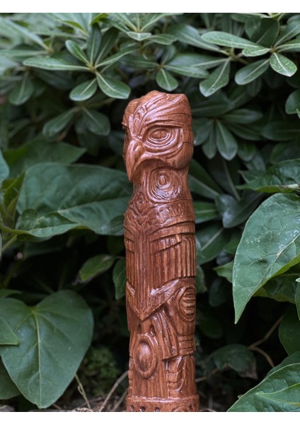 Şahin Totem – 30 cm El Oyma Ahşap Heykel Vernikli modelleri