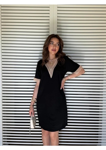 Kadın V Yaka Güpürlü Iki Iplik Elbise modelleri