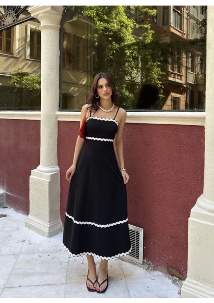 Askılı Uzun Şerit Detaylı Şık ve Rahat Elbise - Siyah