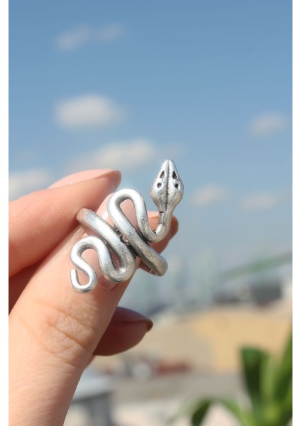 Yılan Figürlü Metal Ayarlamalı Antik Yüzük