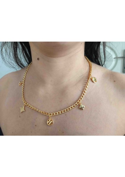 Gold Renk Louis Charm Kolye
