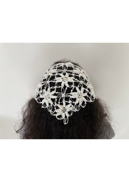 Çiçek Desenli Boncuklu Bağlamalı Saç Bandana Çiçekli Toka