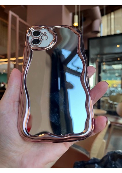 iPhone 14 Ayna Efektli Rose Kıvrımlı Telefon Kılıfı