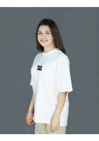 Unit Ares | Beyaz Renk | Baskılı Kadın T-shirt | Oversize fırsatları