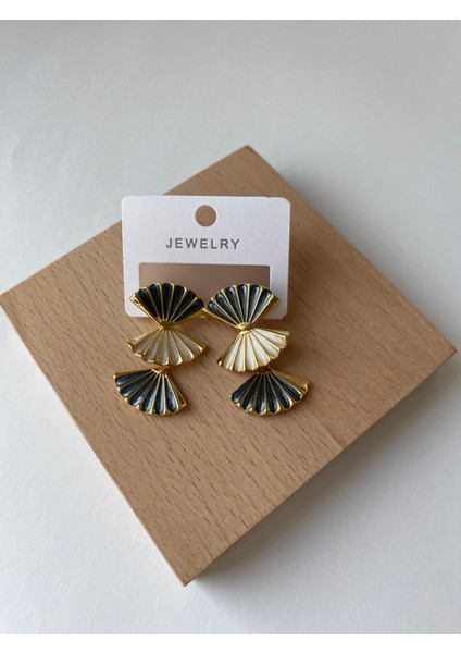 Siyah Yelpaze Model Sallantılı Küpe fırsatları