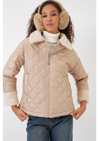 Peluş Detaylı Kapitone Mont - Bej