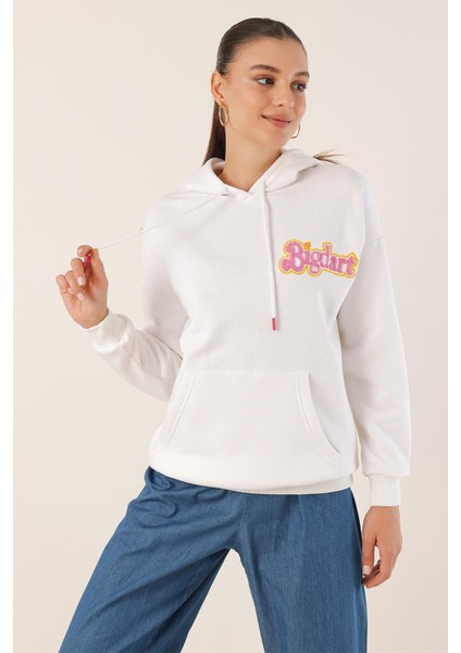 Nakışlı Oversize Sweatshirt - Beyaz