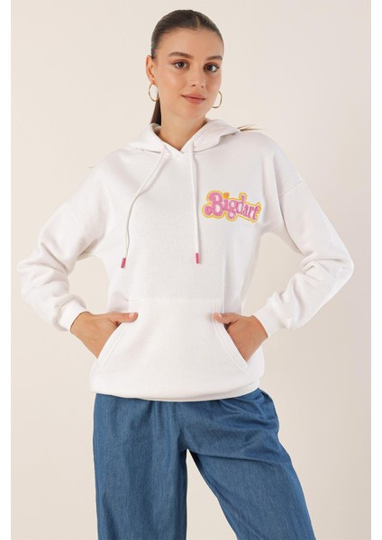 Nakışlı Oversize Sweatshirt - Beyaz