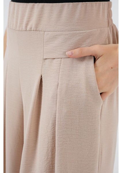 Kadın Geniş Paça Pileli Pantolon - Krem