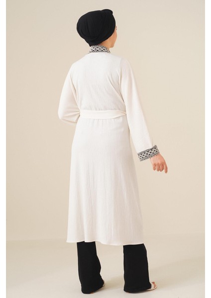 Nakışlı Örme Uzun Kimono - Beyaz