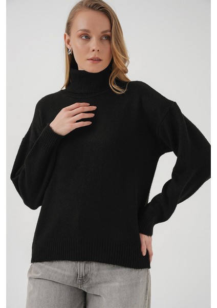 Kadın Balıkçı Yaka Oversize Triko Kazak - Siyah