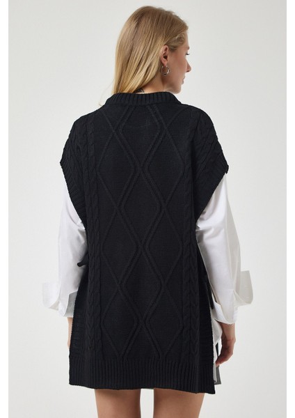 Bağlama Detaylı Oversize Triko Süveter modelleri