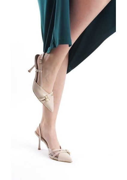 Kadın Arina Krem Cilt 9 cm Ince Topuklu Sivri Burunlu Yanları Acık Stiletto