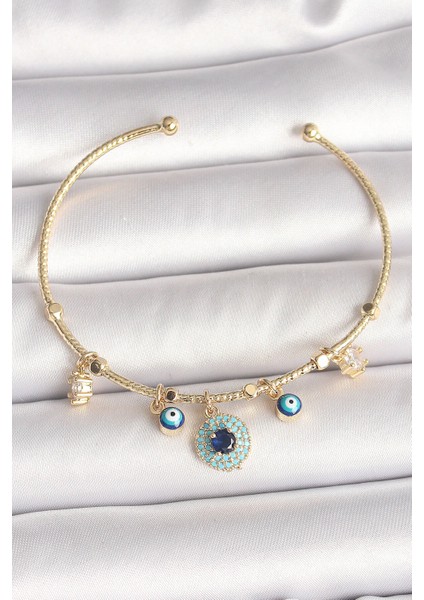 Pirinç Gold Renk Zirkon Taşlı Nazar Boncuk Detay Charm Kadın Bileklik - TJ-BB6883