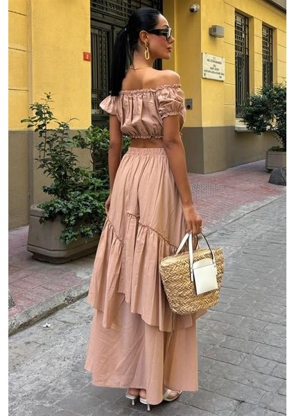 Büzgülü Crop Kat Detaylı Fırfır Etekli Takım 10196