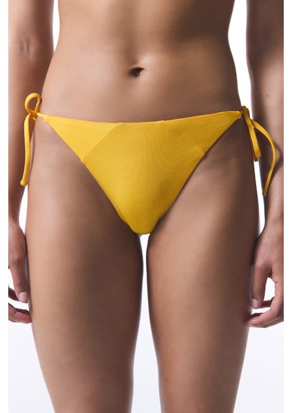 Marigold Minimal Kesim Sarı Bikini Altı