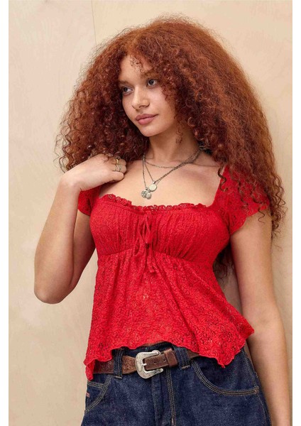 Beli Lastikli Transparan Dantel Bluz