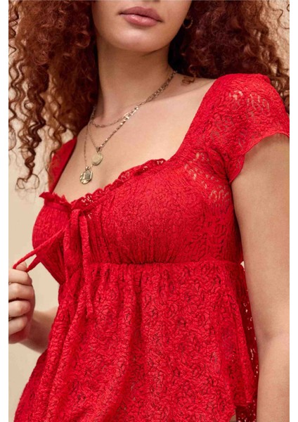 Beli Lastikli Transparan Dantel Bluz