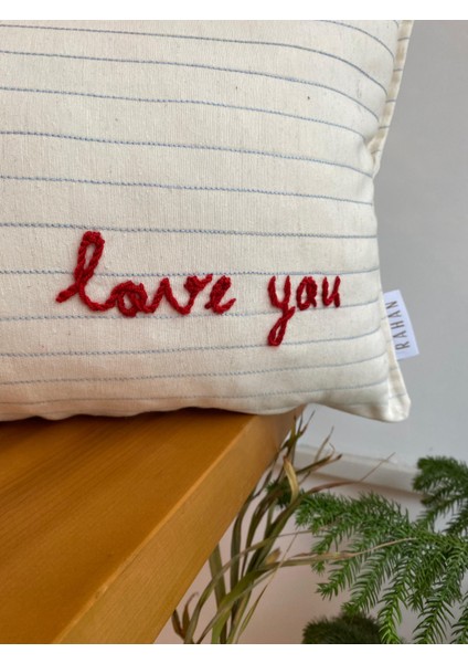 Love You Nakış Işlemeli El Yapımı Kırlent Kılıfı - Dikdörtgen Nakış Işlemeli Kırlent Kılıfı - 30X50CM