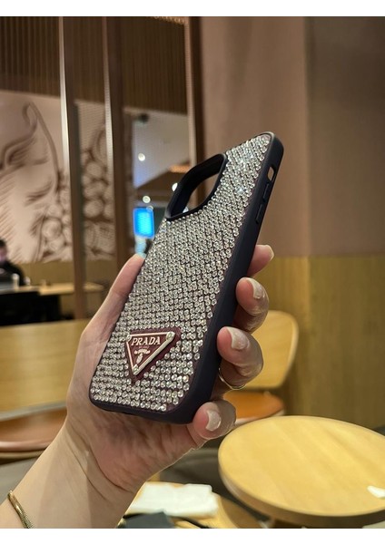 iPhone 14 Pro Max Mor Taşlı Marka Detaylı Telefon Kılıfı