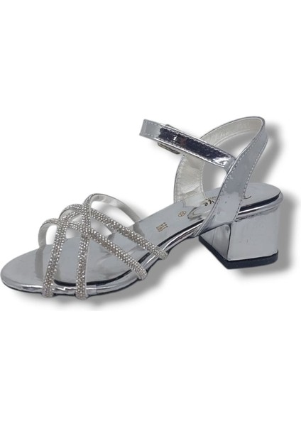 160 Kız Çocuk Gri Taşlı Çapraz Bantlı Topuklu Ayakkabı modelleri